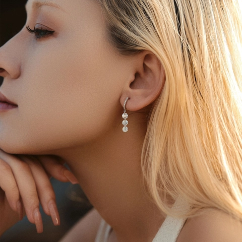 Pendientes de Gota de Plata de Ley 925 con Tres Circonias Redondas Joyería de Oreja Geométrica Vertical para Mujer Estilo Coreano