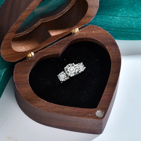 S925 Sterling Silver Three Stone Moissanite Adjustable Ring For Women Elegant Heart Cutout Trilogy Ring Jewelry