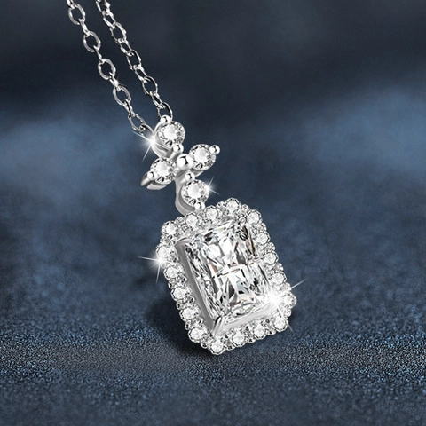 Radiant Cut Moissanite Pendant Necklace For Women S925 Sterling Silver Halo Necklace With GRA Certificate Elegant Jewelry Gift