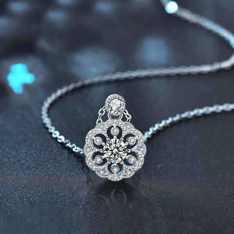 925 Sterling Silver Moissanite Cherry Blossom Pendant Necklace For Women Elegant Floral Inlaid Minimalist Jewelry Clavicle Chain Gift