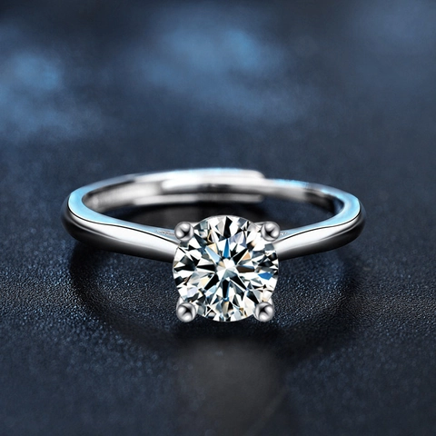 S925 Sterling Silver 1 Carat Moissanite Ring For Women Round Cut Four Claw Minimalist Adjustable Ring With GRA Certificate