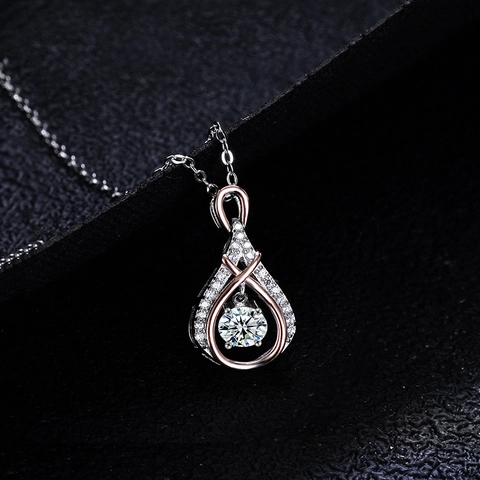 Dancing Heart Moissanite Necklace 925 Sterling Silver Water Drop Pendant For Women Luxury Commuter Fashion Jewelry