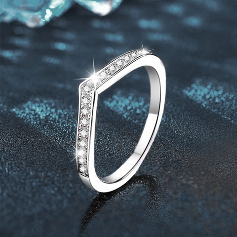 Anello in Argento Sterling 925 con Moissanite a Forma di V Donna Scintillante Full Pave Chevron Fede Nuziale Gioielli Minimalisti