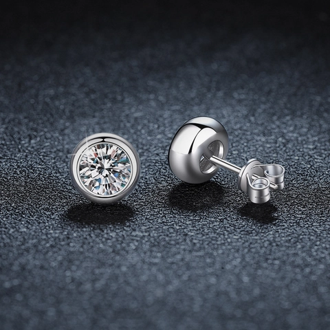 S925 Sterling Silver Moissanite Stud Earrings For Women 0.5 Carat Round Bezel Setting High End Moissanite Jewelry White Gold Plated Earrings