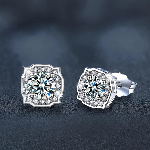 Luxury Moissanite Stud Earrings With 925 Sterling Silver Earring Post Square Halo Design Elegant D Color Inlaid Jewelry For Women