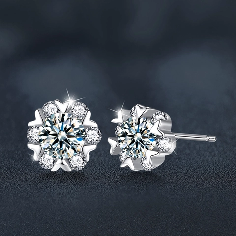 Moissanite 925 Sterling Silver Snowflake Heart Stud Earrings D Color VVS1 Clarity 3EX Cut Elegant Christmas Jewelry For Women