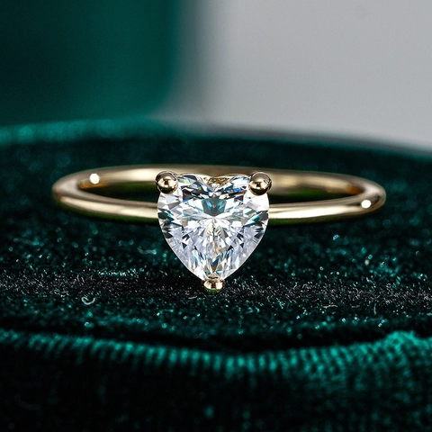 Anello Moissanite a Forma di Cuore in Argento Sterling 925 Placcato Oro 18K Anello di Fidanzamento Zirconia Regalo Gioielli Donna