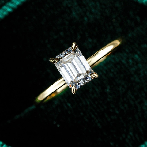 Anillo de Plata de Ley 925 Con Moissanita de Corte Esmeralda Chapado en Oro 18K Incrustación de Cuatro Garras Circonia Para Mujer
