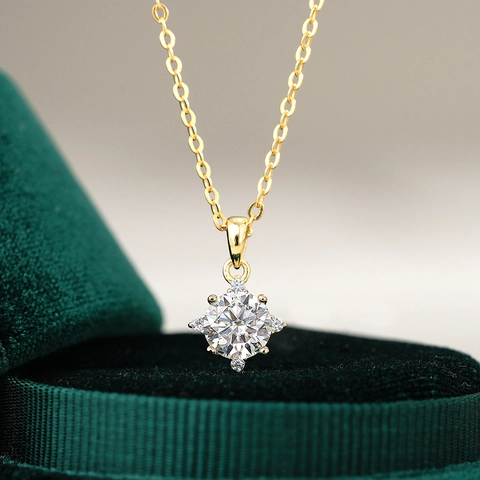 Classic Moissanite Pendant Necklace Women 925 Sterling Silver 14K Gold Plated Four Prong Star Zirconia Solitaire Jewelry