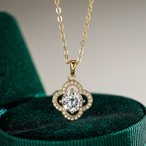 Collar con Colgante de Trébol de Cuatro Hojas de Plata de Ley 925 Moissanita para Mujer Chapado en Oro de 14K Lujo Circonia Flor Joyería de la Suerte Regalo