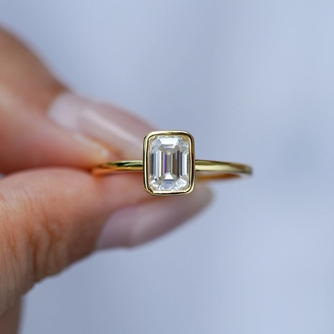 925 Sterling Silver Moissanite Ring Emerald Cut Bezel Setting 18K Gold Plated Minimalist Engagement Ring For Women Luxury Jewelry