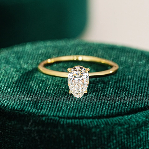 Anillo de Plata de Ley 925 Chapado en Oro de 18K con Moissanita Corte de Pera Gota de Agua Compromiso Boda Joyería Mujer