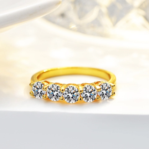 Anillo de Fila de Cinco Piedras de Moissanita en Plata de Ley S925 para Mujer Bañado en Oro de 14K Diseño Minimalista de Estrella Joyería de Boda