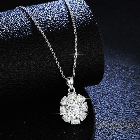 Lussuosa Collana Con Ciondolo in Moissanite in Argento Sterling 925 Taglio Ovale Halo Floreale Catena Clavicola Per Donna Gioielli