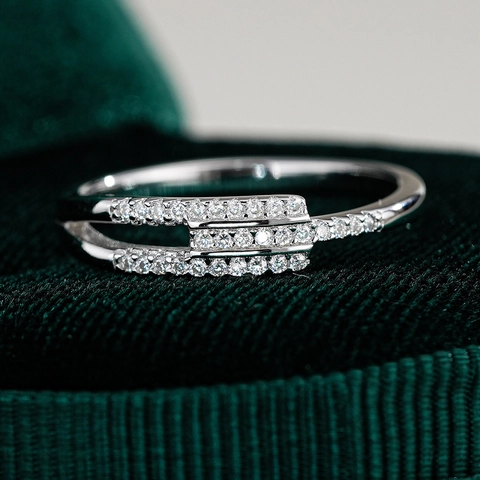 Bague en Argent Sterling 925 Moissanite pour Femme Hip Hop Asymétrique Multi Rangées Pavée Micro Incrustée Bijoux Scintillants
