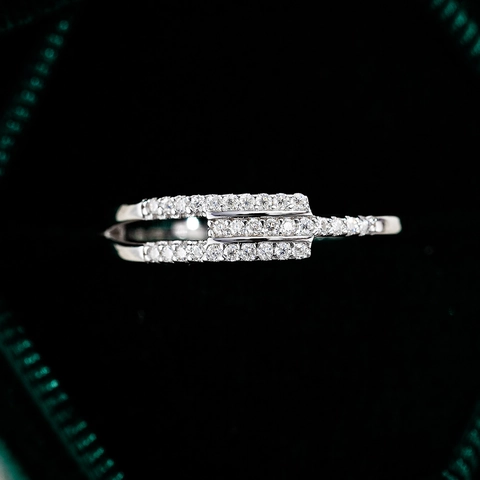 Bague en Argent Sterling 925 Moissanite pour Femme Hip Hop Asymétrique Multi Rangées Pavée Micro Incrustée Bijoux Scintillants