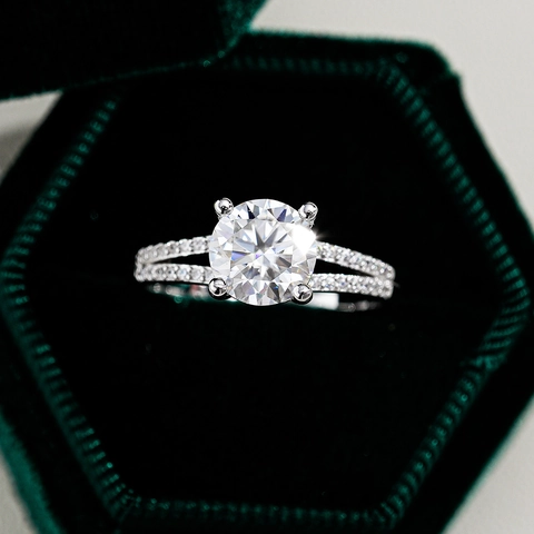 S925 Sterling Silver Round Moissanite Ring For Women Double Row Pave Split Shank Engagement Wedding Band Fine Jewelry Gift