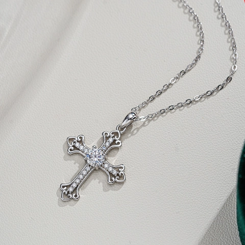 925 Sterling Silver Moissanite Cross Pendant Necklace Vintage Hollow Baroque Jewelry For Women With GRA Certificate