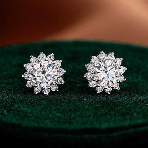 Boucles d'Oreilles Clous Tournesol en Argent Sterling 925 pour Femmes Moissanite Zirconia Simple Élégant Bijoux Mariage