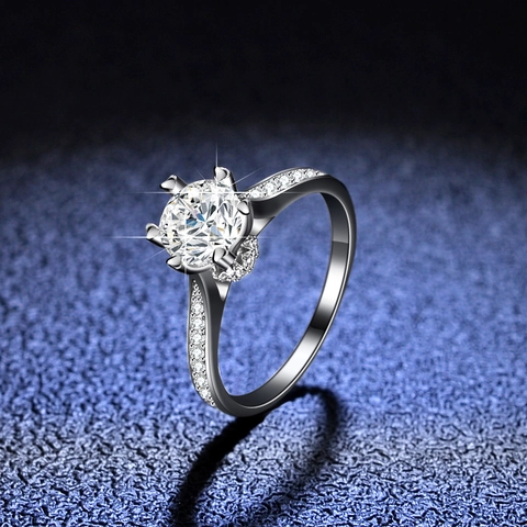 Klassischer 925 Sterlingsilber Moissanit Zirkonia Ring Sechsklauen Krone Eingelegt Rundschliff Hochzeit Verlobungsring Damen Schmuck