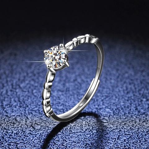 925 Sterling Silver Moissanite Zirconia Ring For Women Classic Four-Prong Round Cut Anniversary Wedding Engagement Ring Jewelry