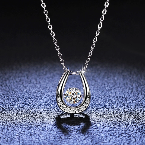 925 Sterling Silver Horseshoe Dancing Stone Pendant Necklace For Women Moissanite Zirconia U-shaped Clavicle Chain Jewelry