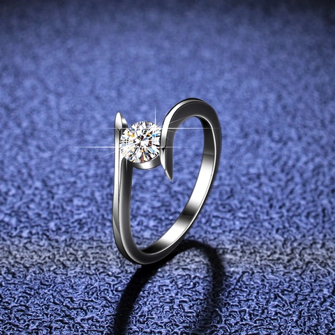 Minimalist 925 Sterling Silver Bypass Ring Crown Shape Moissanite Zirconia Solitaire Inlaid Luxury Adjustable Finger Ring Women Jewelry