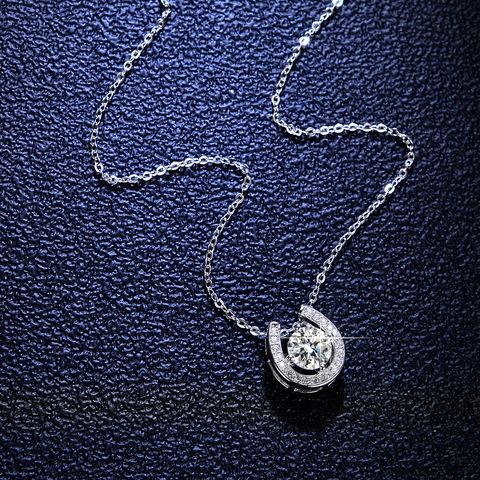 925 Sterling Silver Horseshoe Moissanite Pendant Necklace Elegant Inlaid Zirconia Lucky U Shape Clavicle Chain Jewelry For Women