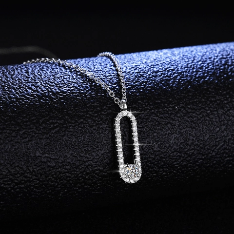 Collar con Colgante de Alfiler de Gancho de Plata de Ley S925 Moissanita para Mujer Minimalista Incrustado de Circonita