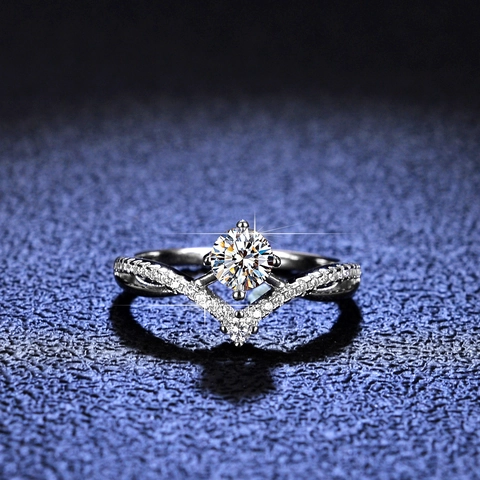 925 Sterling Silver Crown Ring For Women Princess V Band Moissanite Zirconia Inlaid Adjustable Fashion Jewelry Gift