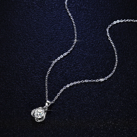 Collana a Trifoglio in Argento Sterling 925 Moissanite per Donna Intarsiata Zirconia Gioielli Ciondolo Fortunato Minimalista