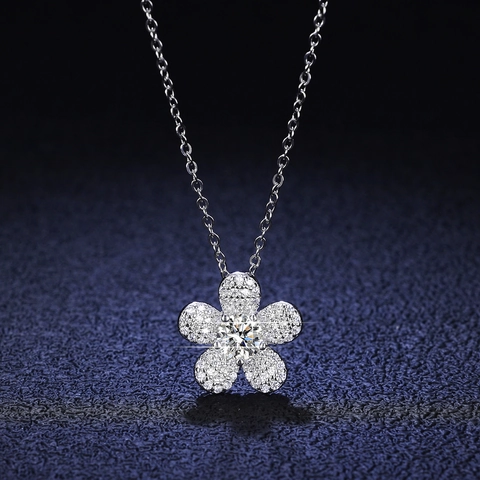 Collar con Colgante de Flor de Camelia de Plata de Ley 925 Cadena de Clavícula Elegante de Moissanita Circonia Regalo de Joyería para Mujer
