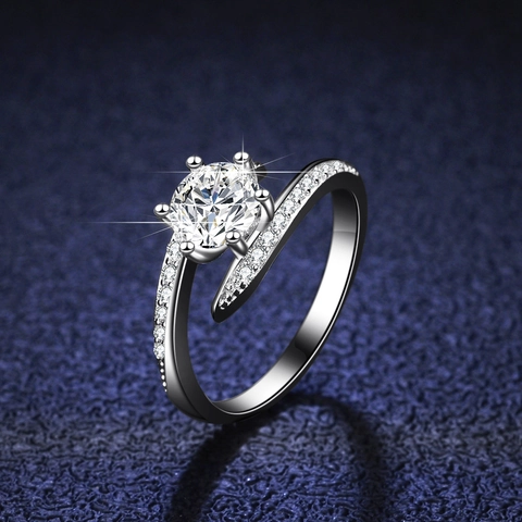 925 Sterling Silver Bypass Moissanite Ring For Women 1 Carat D Color Round Cut Six Prong Solitaire Zirconia Wedding Jewelry