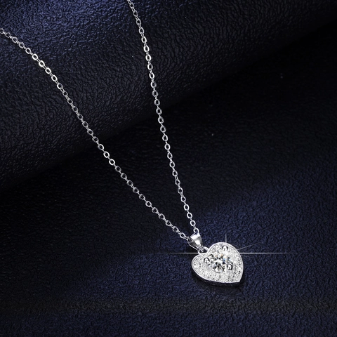 Collana con Ciondolo a Cuore in Argento Sterling 925 Con Pietre in Moissanite Zirconia Gioielli Eleganti Romantici Regalo per Donna