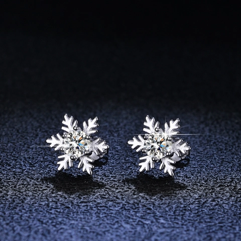 925 Sterling Silver Snowflake Stud Earrings For Women Moissanite Zirconia Elegant Minimalist Wedding Party Jewelry Christmas Gift