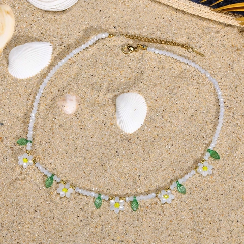Collar de Cuentas de Flor de Margarita de Acero Inoxidable para Mujer Playa de Verano Cristal Colorido Cuentas Pequeñas Cadena de Clavícula Joyas de Vacaciones