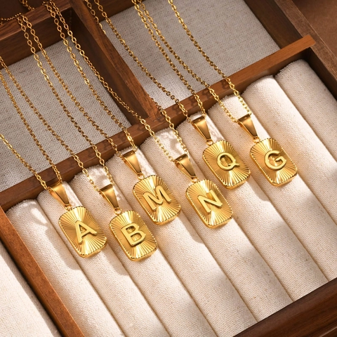 Roestvrijstalen Rechthoekige Initialen Letter Hanger Halsketting Zonnestraal Textuur Verguld Alfabet Sieraden Voor Vrouwen