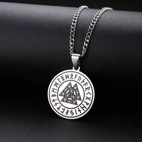 Retro Stainless Steel Nordic Viking Valknut Rune Pendant Necklace Round Etched Compass Amulet Jewelry For Men Unisex