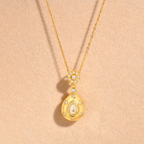 Collar con Colgante de Gota de Agua Circonia Cobre Acero Inoxidable Chapado en Oro Cadena de Clavícula Elegante Mujer