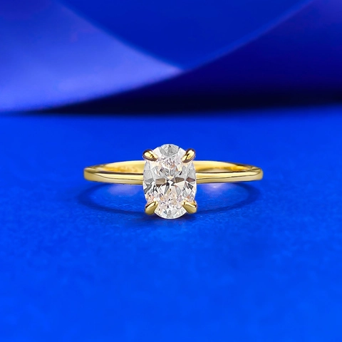 Elegant 925 Sterling Silver Oval Cut Rhinestone Solitaire Ring For Women Classic Four Claw Inlaid Engagement Jewelry Gift