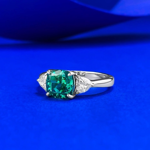 Elegante Anello in Argento Sterling 925 Con Strass Verde Taglio a Cuscino per Donna Anello Geometrico a Tre Pietre Gioielli