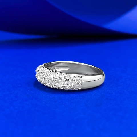 Luxurious 925 Sterling Silver Rhinestone Band Ring Elegant Starry Sky Pave Eternity Ring For Women Wedding Party Jewelry Gift