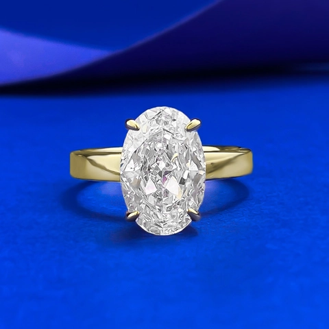 Lussuoso Anello in Argento Sterling 925 Con Strass Taglio Ovale Per Donna Placcato Oro Montatura a Quattro Griffe Gioielli Moda