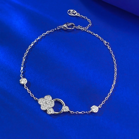 Bracciale a Quadrifoglio a Forma di Cuore in Argento Sterling 925 per Donna Catena Regolabile Strass Intarsiato Gioielli di Moda Regalo Elegante