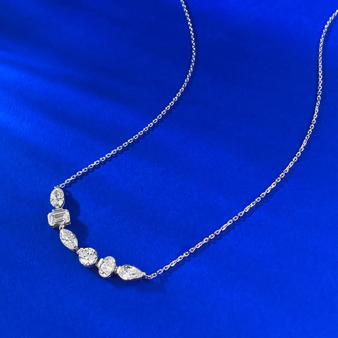 Collana con Pendente a Sorriso in Pietra Irregolare in Argento Sterling 925 per Donna Elegante Collana a Sorriso con Strass Gioielli