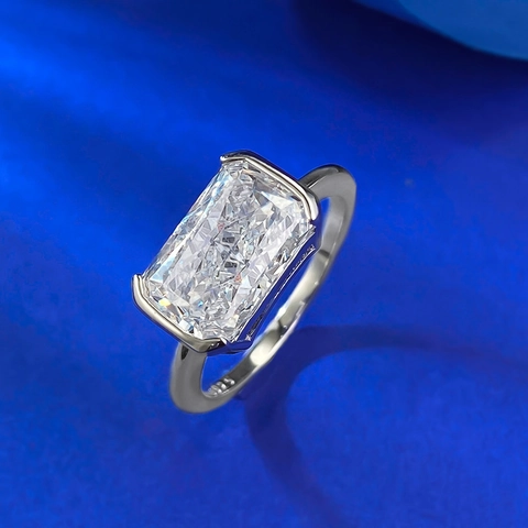 Elegant 925 Sterling Silver Rectangle Zirconia Ring Ice Flower Cut Radiant Cut Statement Finger Ring For Women Jewelry Gift