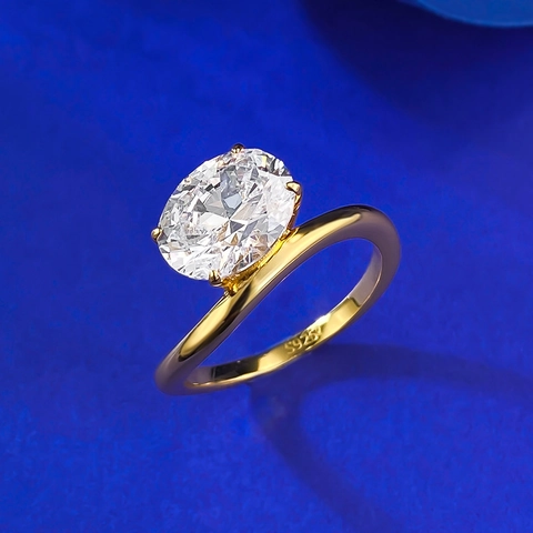 Luxury S925 Sterling Silver Oval Rhinestone Ring For Women Large Pigeon Egg Fashion Bypass Ring Western Style Jewelry