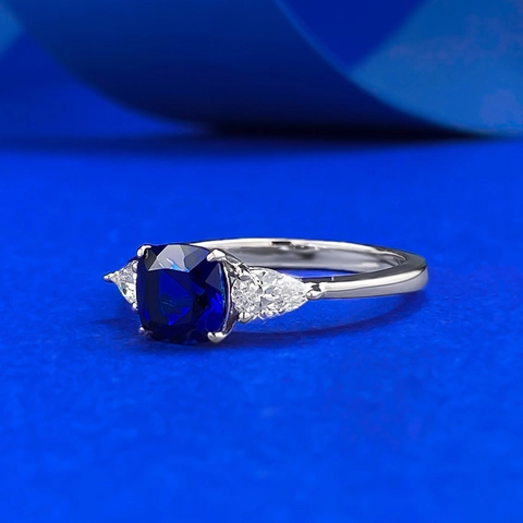 Women S925 Sterling Silver Blue Rhinestone Three Stone Ring Cushion Cut Elegant Fashion Ring Wedding Party Anniversary Jewelry Gift