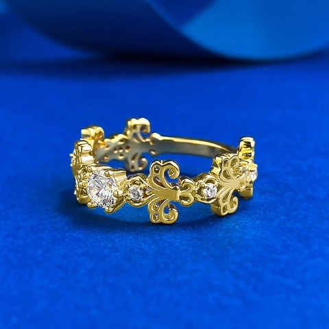 Anillo de Plata de Ley 925 Chapado en Oro Vintage con Flor de Iris Hueca Estilo Palacio con Diamantes de Imitación Incrustados Anillo de Moda para Mujer