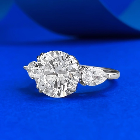 Anello a Tre Pietre in Argento Sterling 925 per Donna Lusso Taglio Rotondo e a Pera Strass Matrimonio Fidanzamento Gioielli da Dito
